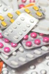 Problemas relacionados a medicamentos no tratamento da COVID-19